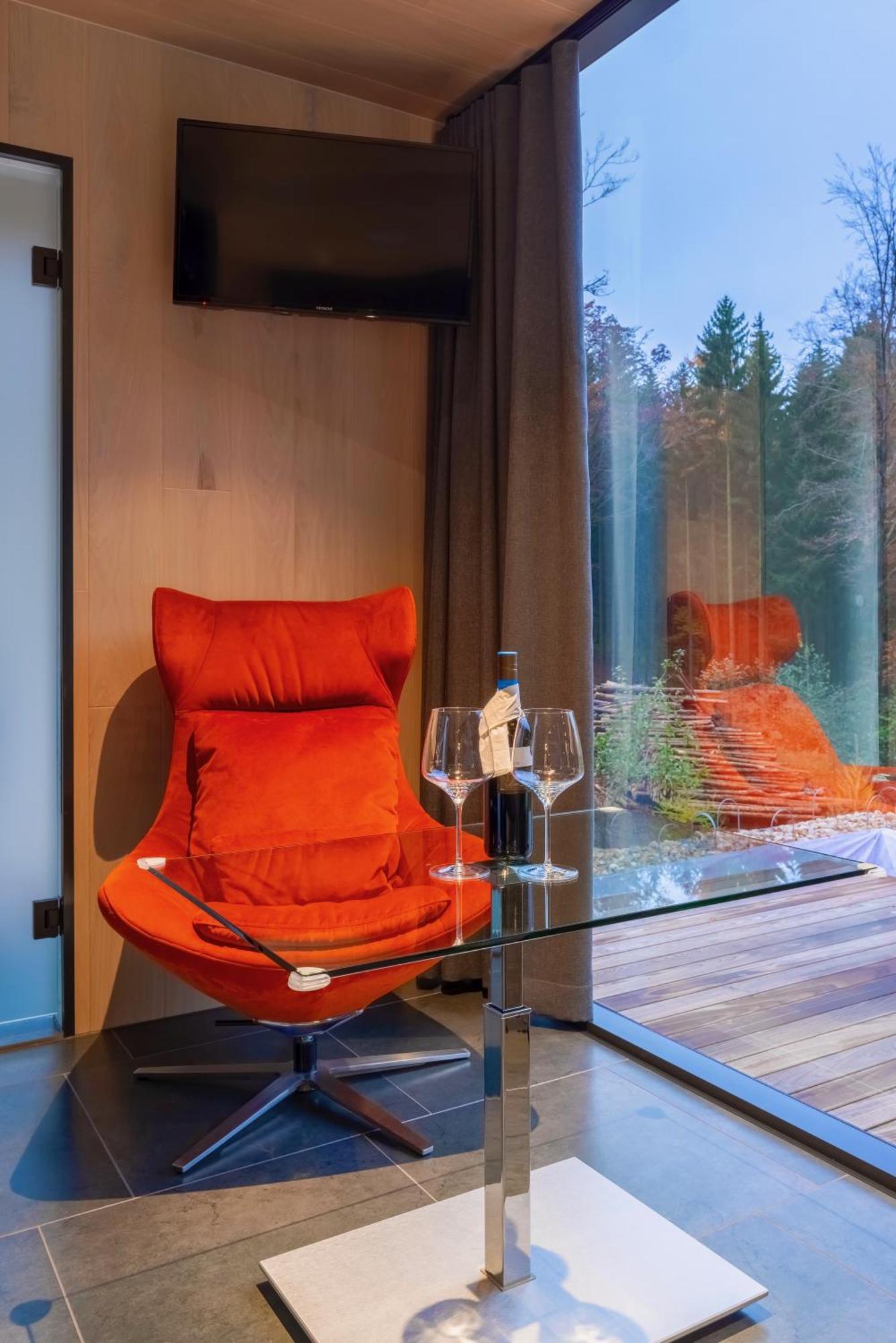 Wald-Hotel Heppe Dammbach Экстерьер фото